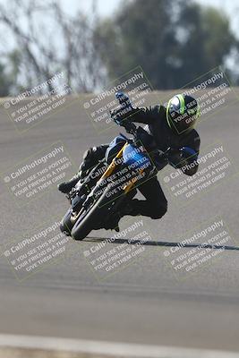 media/Nov-02-2025-Lets Ride (Sun) [[f7a3caa734]]/B Group/1220pm (Turn 2 Outside)/